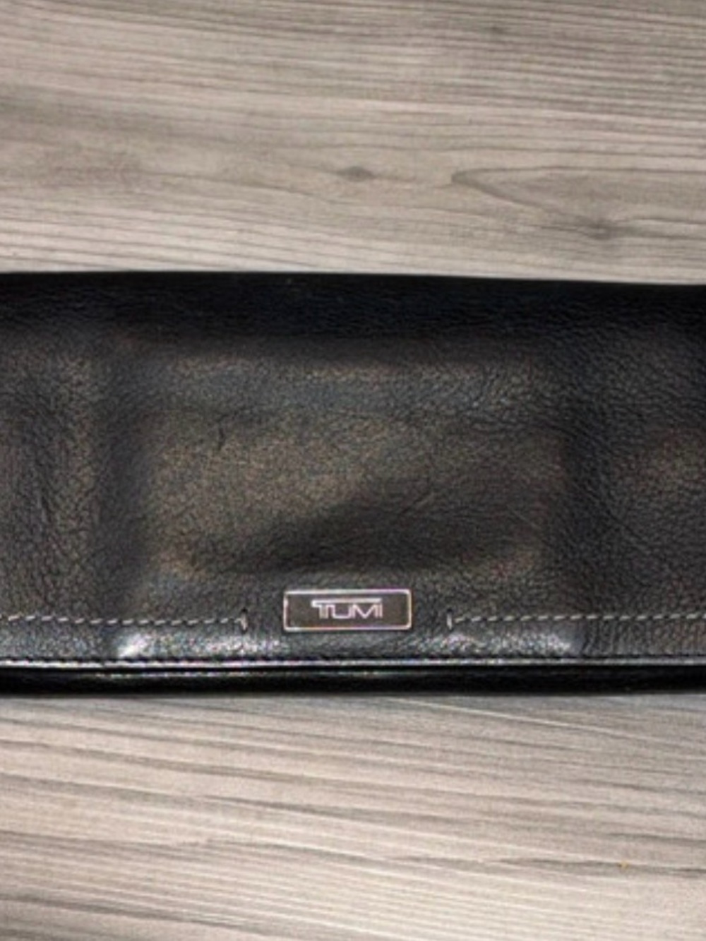Tumi Black Leather Key & Card Holder with Metal Logo